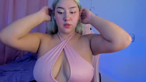 chloe online show from February 2025 05:31:02 AM