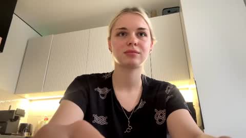 Snapshot of scarlettsencabaugh chatting on July 2026 02:21:02 PM Scarlett online show from July 2026 02:21:02 PM