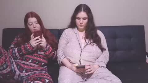Snapshot of scarletttsinner chatting on July 2026 01:58:33 AM scarletttsinner online show from July 2026 01:58:33 AM