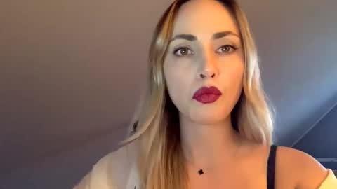 ScarlettxBlonde online show from March 2026 04:12:02 PM