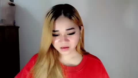 scarletvamp online show from October 2025 12:20:01 PM