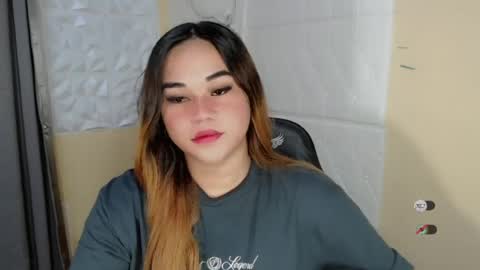 Snapshot of scarletvamp chatting on July 2026 05:44:02 AM scarletvamp online show from July 2026 05:44:02 AM
