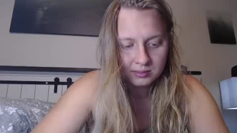 Snapshot of scartit chatting on June 2026 01:27:01 AM ScarTit Bernhard online show from June 2026 01:27:01 AM
