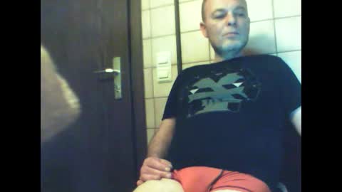 schnibschnab online show from November 2025 02:21:01 AM