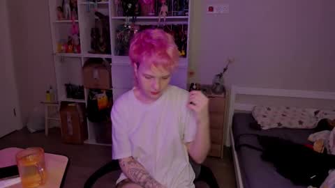 Rina online show from December 2025 07:12:01 AM