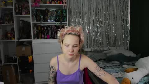 Rina online show from April 2026 07:09:02 AM