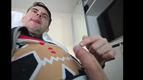 schosch01 online show from December 2024 01:44:01 PM