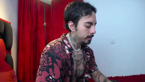 Snapshot of scockpion_ chatting on May 2026 08:30:01 AM Alejandro help me to reach 200 thumps up online show from May 2026 08:30:01 AM
