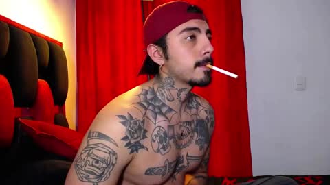 Snapshot of scockpion_ chatting on May 2026 06:59:01 PM Alejandro help me to reach 200 thumps up online show from May 2026 06:59:01 PM