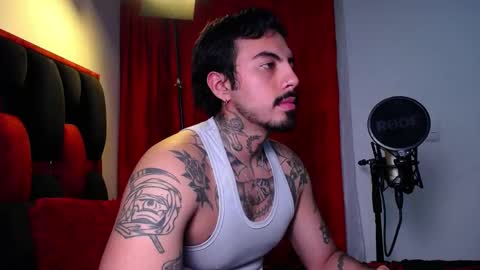 Snapshot of scockpion_ chatting on May 2026 06:52:02 AM Alejandro help me to reach 200 thumps up online show from May 2026 06:52:02 AM