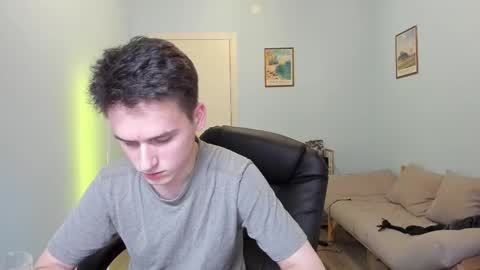 Thomas brunette and Alex blond online show from March 2025 04:46:01 PM