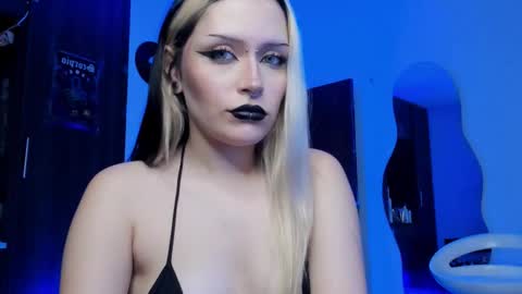 Goddess online show from March 2026 03:01:01 AM