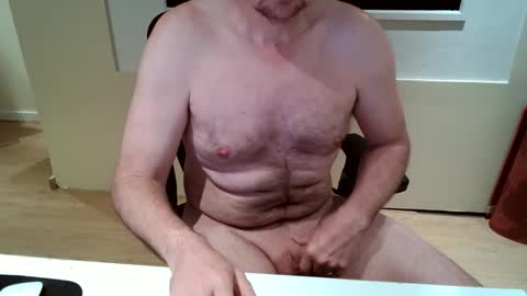 Snapshot of scotsmanx chatting on June 2026 03:24:02 AM scotsmanx online show from June 2026 03:24:02 AM