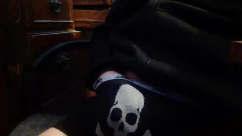 Goth witch69 online show from December 2025 01:16:02 PM