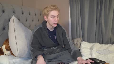 Snapshot of scottish_twink01 chatting on February 2026 01:03:02 AM danny online show from February 2026 01:03:02 AM