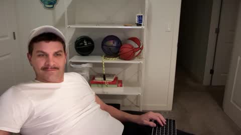 Snapshot of scottybeam chatting on February 2025 10:16:01 AM Scotty online show from February 2025 10:16:01 AM