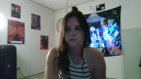 Snapshot of screamqueenp chatting on June 2026 03:11:02 AM PennyWise online show from June 2026 03:11:02 AM
