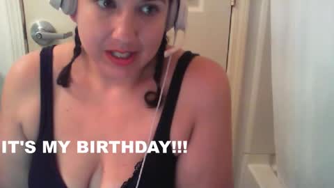 Danni online show from September 2025 10:48:01 AM