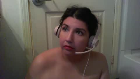 Danni online show from October 2025 12:27:01 PM