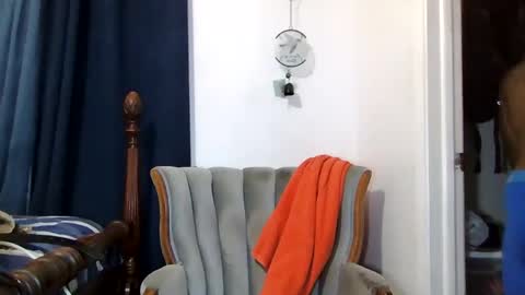 sdawg2xx online show from April 2026 01:06:02 AM