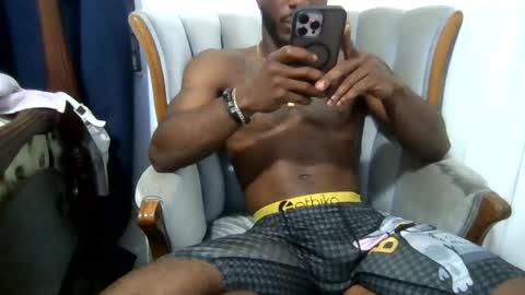 Snapshot of sdawg2xx chatting on June 2026 12:35:02 AM sdawg2xx online show from June 2026 12:35:02 AM