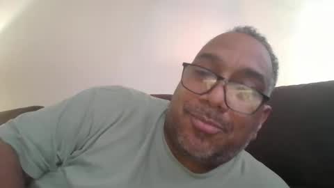 sdblkmale2131 online show from September 2025 10:20:01 PM