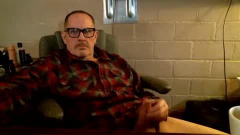Snapshot of sdh69 chatting on December 2025 02:19:01 AM eating pussy sucking dick online show from December 2025 02:19:01 AM