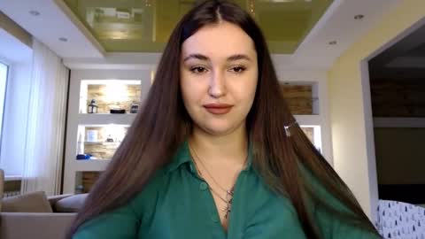 Elizabeth  online show from December 2024 08:37:02 AM