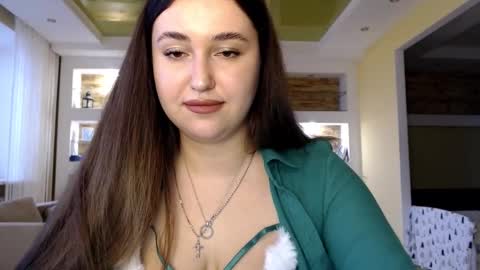 Elizabeth  online show from December 2024 11:42:02 AM