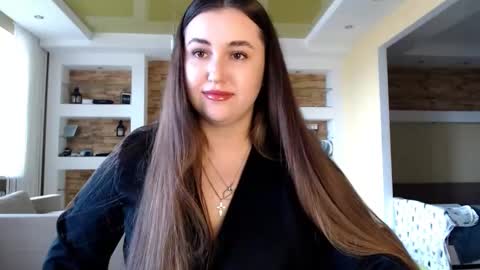 Elizabeth  online show from March 2025 12:59:02 PM