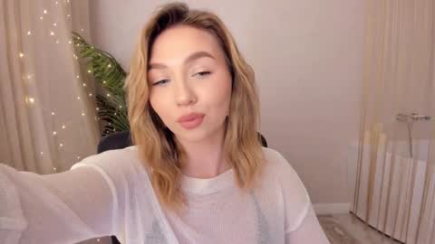 Snapshot of seaebreeze chatting on January 2025 08:40:02 PM Kate online show from January 2025 08:40:02 PM