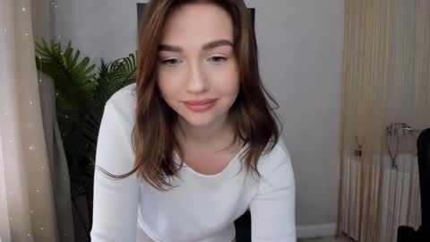 Snapshot of seaebreeze chatting on February 2025 11:31:01 AM Kate online show from February 2025 11:31:01 AM