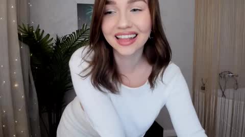 Snapshot of seaebreeze chatting on February 2025 02:43:02 PM Kate online show from February 2025 02:43:02 PM