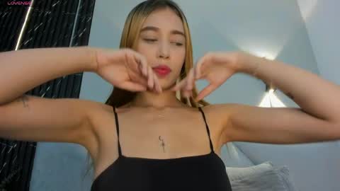 Snapshot of seattle_rousse chatting on June 2026 01:02:02 PM Rosie online show from June 2026 01:02:02 PM