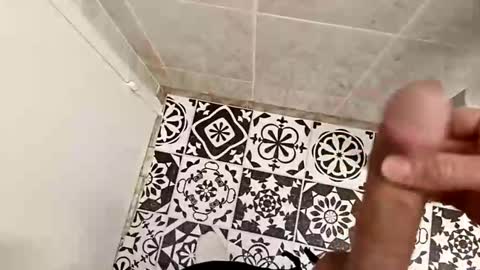 Snapshot of seb97400 chatting on December 2025 04:26:01 PM seb97400 online show from December 2025 04:26:01 PM