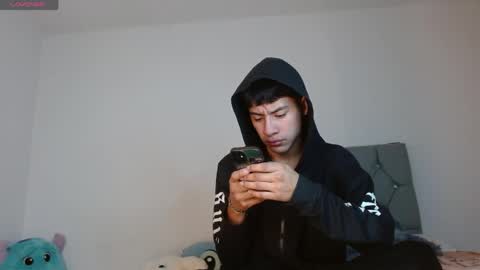 sebas_fire4 online show from May 2026 07:05:01 AM