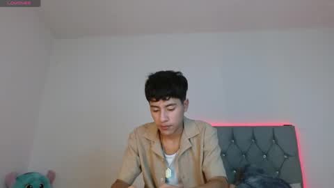 sebas_fire4 online show from May 2026 09:57:02 PM