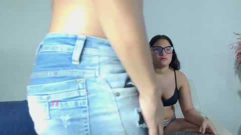 Snapshot of sebas_n_aly chatting on July 2026 02:36:01 AM ely online show from July 2026 02:36:01 AM