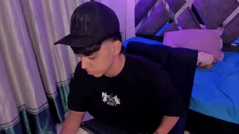 sebas_pretty7 online show from March 2026 01:36:01 PM