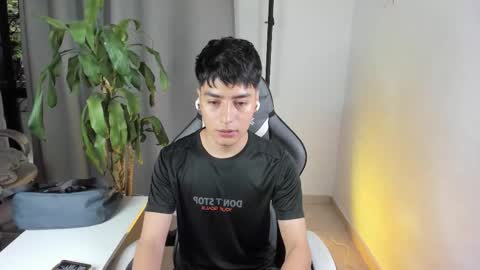 sebastian online show from March 2026 01:04:01 PM