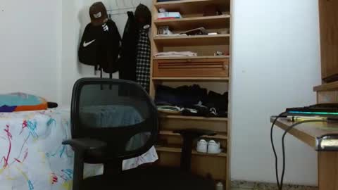 Snapshot of sebasslops chatting on February 2025 12:54:01 AM Sebas online show from February 2025 12:54:01 AM