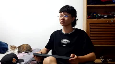 Snapshot of sebasslops chatting on January 2026 07:21:01 AM Sebas online show from January 2026 07:21:01 AM