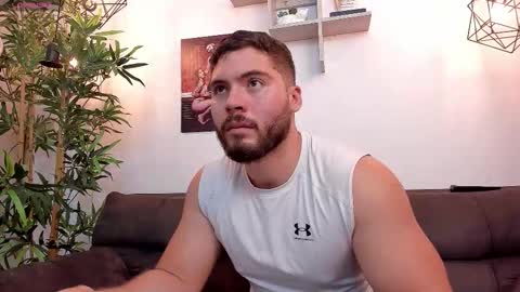 Instagram jeanpaulfit  online show from November 2025 12:00:01 AM