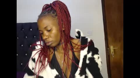 sebatrishaa online show from November 2025 06:32:01 PM