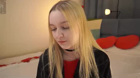 Rina online show from November 2025 08:22:02 PM