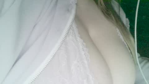 Sunny online show from February 2025 11:01:02 AM