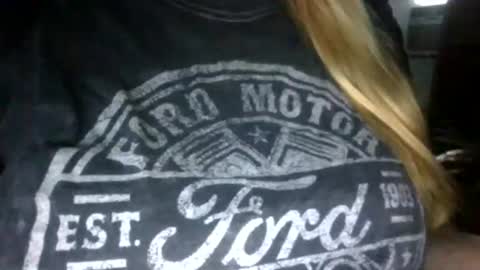 Sunny online show from November 2025 09:09:02 PM