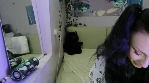 Snapshot of secret_bloom chatting on November 2025 08:25:02 AM secret_bloom online show from November 2025 08:25:02 AM