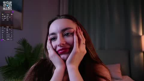 Snapshot of secrethustle chatting on April 2026 03:13:01 PM Lily online show from April 2026 03:13:01 PM