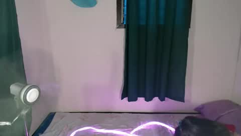 Snapshot of seductive_chailyn chatting on October 2025 06:57:02 AM just call me baby online show from October 2025 06:57:02 AM